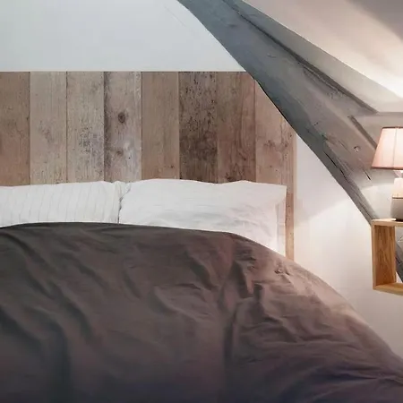 La Dimiere - De Standing En Hyper-centre - * 卢维耶